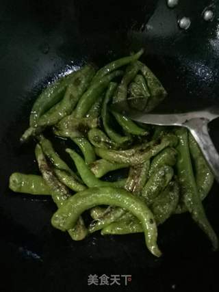 虎皮辣椒超简单美味的做法步骤：4