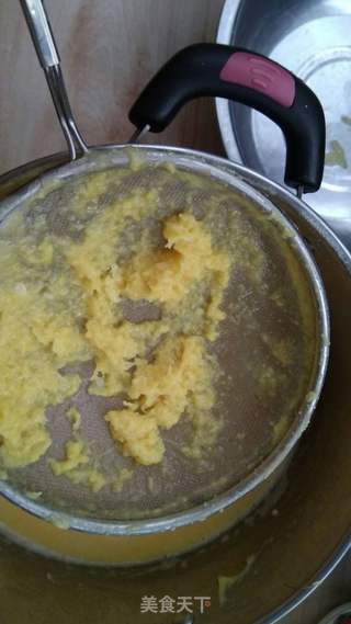 鲜玉米胡萝卜汁的做法步骤:8