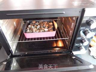 #第四节烘焙大赛暨是爱吃节#蒜香烤花蛤的做法步骤:4