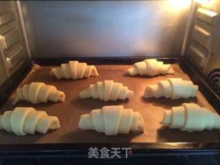 #第四届烘焙大赛暨是爱吃节#可颂的做法步骤：13