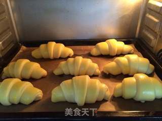 #第四届烘焙大赛暨是爱吃节#可颂的做法步骤：16