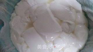 自制新鲜马苏里拉芝士,马苏里拉奶酪家庭做法的做法步骤:2