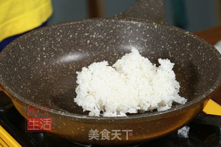 蛋包饭的做法步骤:2