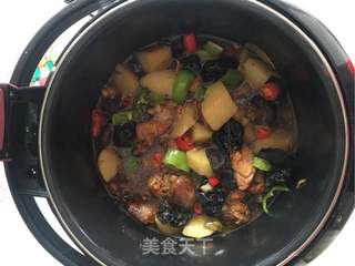 黄焖鸡家庭版的做法步骤:8
