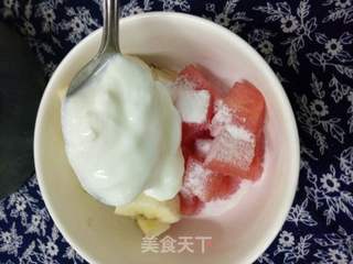 酸奶沙拉大果粒~代餐粉版的做法步骤:3
