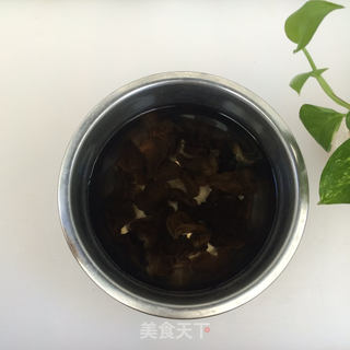 美颜木耳红枣粥的做法步骤:3