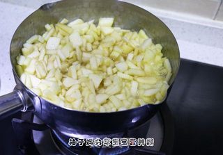 宝宝营养餐—苹果百香果酱的做法步骤:9