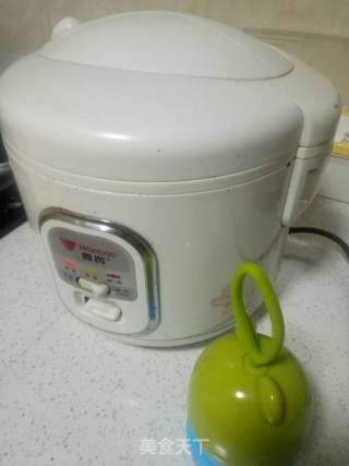 火腿鱿鱼丝焖饭的做法步骤:5