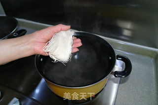 美味牛肉线面的做法步骤:4