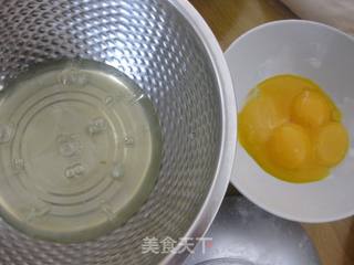 #第四届烘焙大赛暨是爱吃节#蔓越莓瑞士卷的做法步骤:2