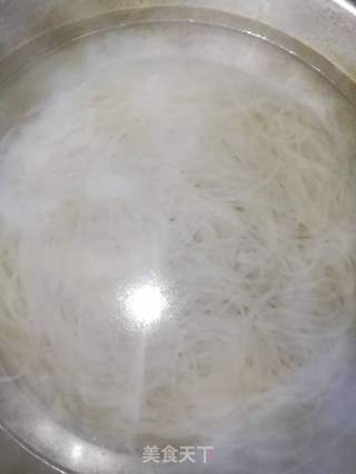 简易酸辣粉的做法步骤:4