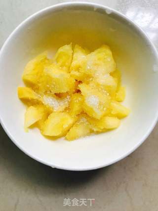菠萝炒饭的做法步骤:3