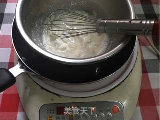#第四届烘焙大赛暨是爱吃节#花朵轻芝士蛋糕的做法步骤:2