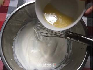 #第四届烘焙大赛暨是爱吃节#花朵轻芝士蛋糕的做法步骤:3
