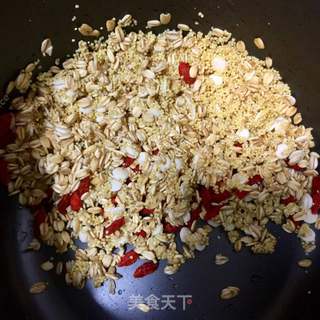 养胃鱼胶粥的做法步骤:3