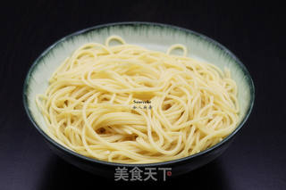 罗勒风味番茄酱意面的做法步骤:4