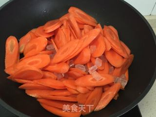 #第四届烘焙大赛暨是爱吃节#有颜值更美味——胡萝卜蜜饯的做法步骤:4