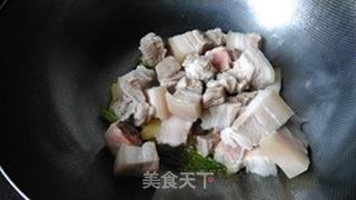 竹笋烧肉的做法步骤：6