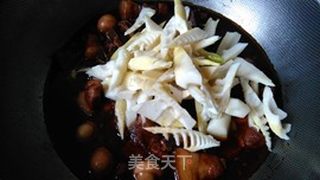 竹笋烧肉的做法步骤:9