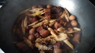 竹笋烧肉的做法步骤：10