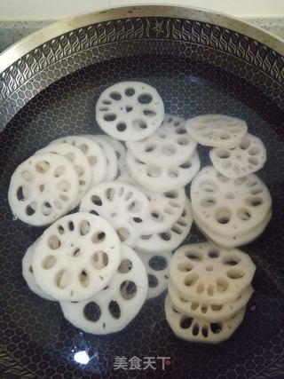 花朵胭脂藕片的做法步骤:5