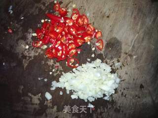 凉拌木耳花生米的做法步骤:2