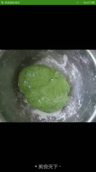 五彩水饺的做法步骤：1