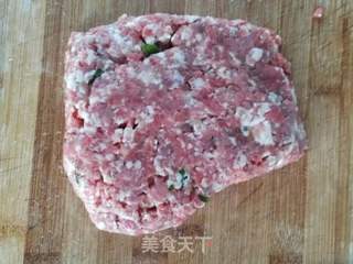 野芹菜猪肉蒸饺的做法步骤:4