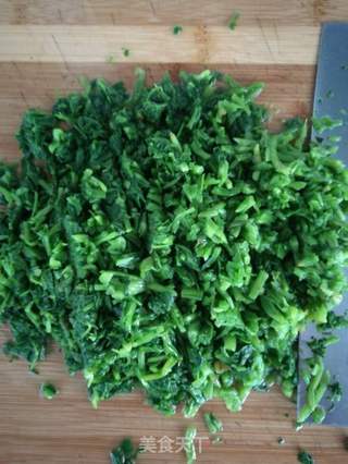 野芹菜猪肉蒸饺的做法步骤:7