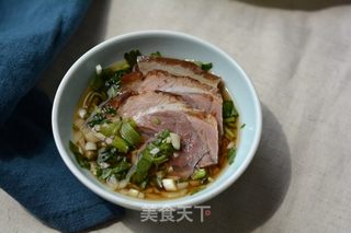 卤肘子的做法步骤:8