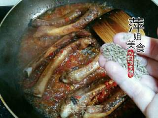 孜然蒜香寸骨的做法步骤:8