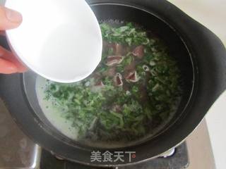 萝卜缨鸭血汤的做法步骤:8