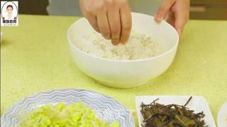 一道让你食欲大振垂涎三尺,超级有营养的韩式拌饭的做法步骤:16