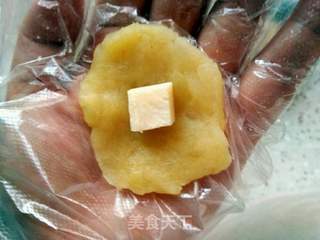 土豆奶酪球的做法步骤:5
