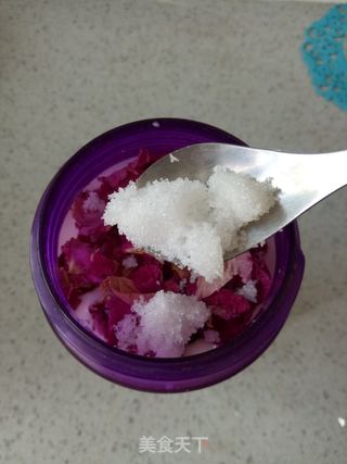椰蓉玫瑰花牛奶小方的做法步骤:4