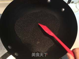 自制即食黑芝麻糊粉的做法步骤:2