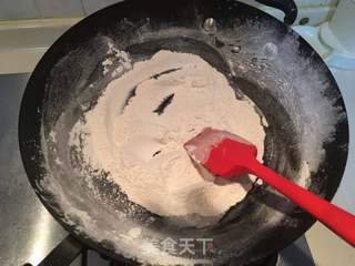 自制即食黑芝麻糊粉的做法步骤:4
