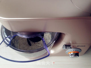 企鹅馒头的做法步骤:3