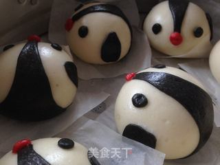 企鹅馒头的做法步骤:13