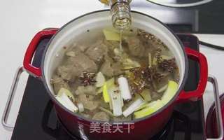 一口辣牛肉 满嘴直吸溜的做法步骤:3