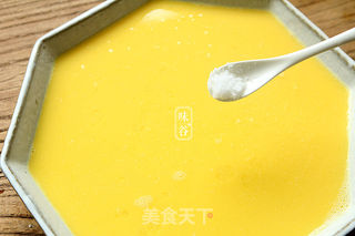翡翠虾仁蒸蛋的做法步骤:11