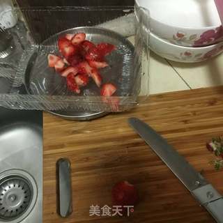 草莓酱的做法步骤:3