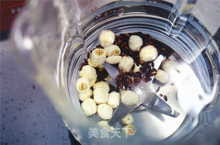 黑米莲子浆的做法步骤:4