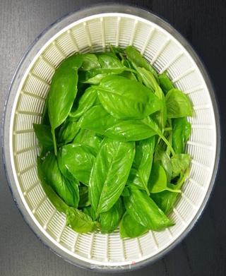 CoCoLc的私菜食谱经--意式罗勒青酱的做法步骤:2