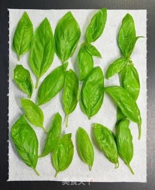 CoCoLc的私菜食谱经--意式罗勒青酱的做法步骤:3