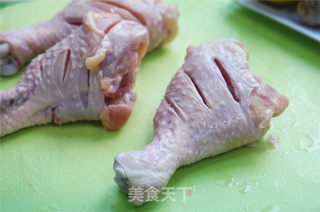 #第四届烘焙大赛暨是爱吃节#柠檬姜烤鸡腿的做法步骤:2