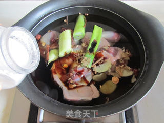 香菜木耳拌鸭胗的做法步骤:2