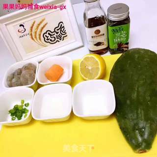 仙人掌炒虾仁的做法步骤：1