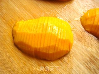 #蝶恋花芒果拼盘的做法图解4