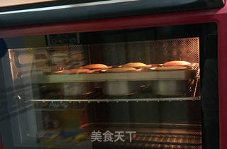 #第四届烘焙大赛暨是爱吃节# 彩色堡尔美克杯子蛋糕的做法步骤:9